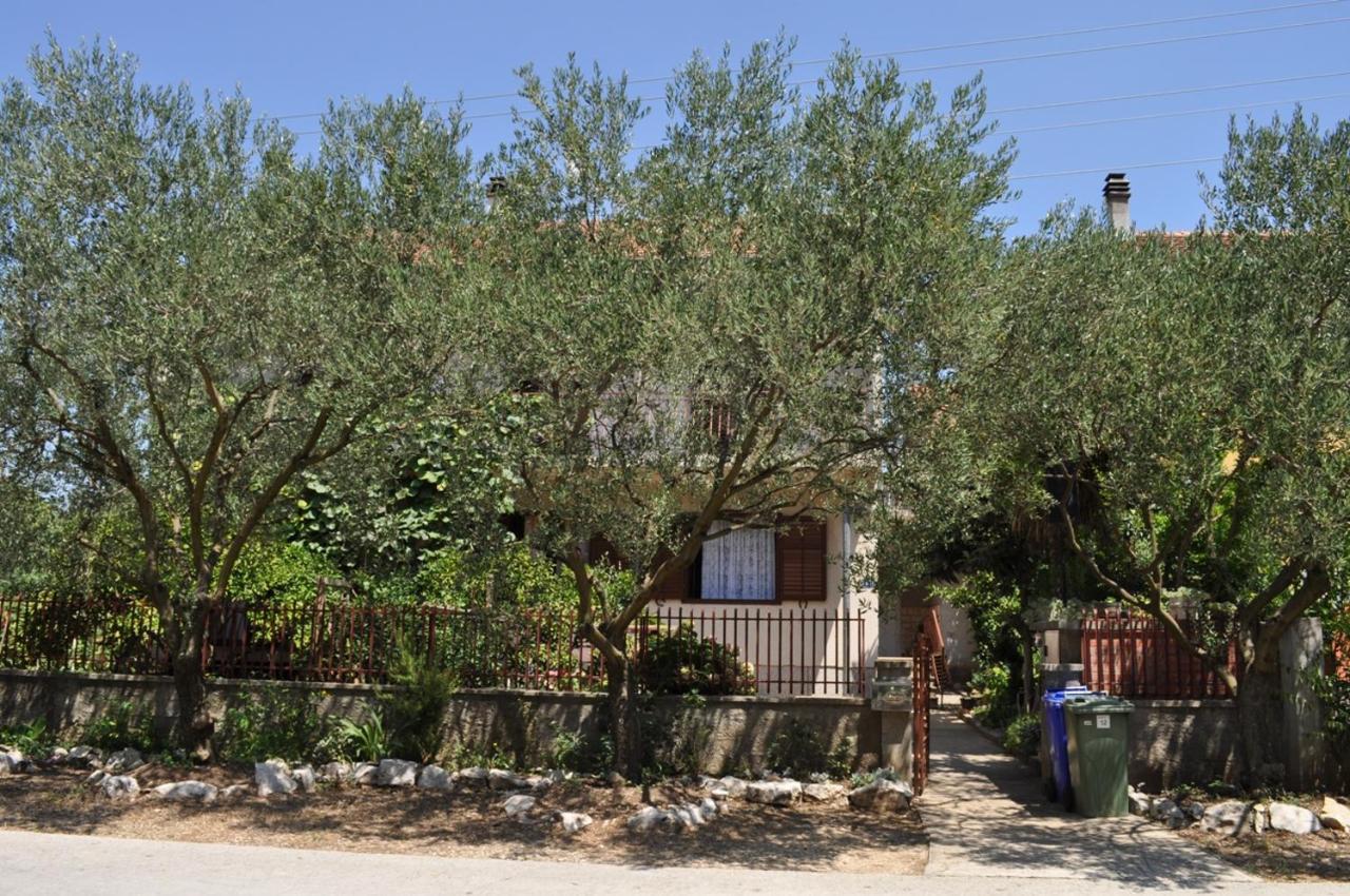 Apartman Kraljev Biograd Na Moru Exterior foto
